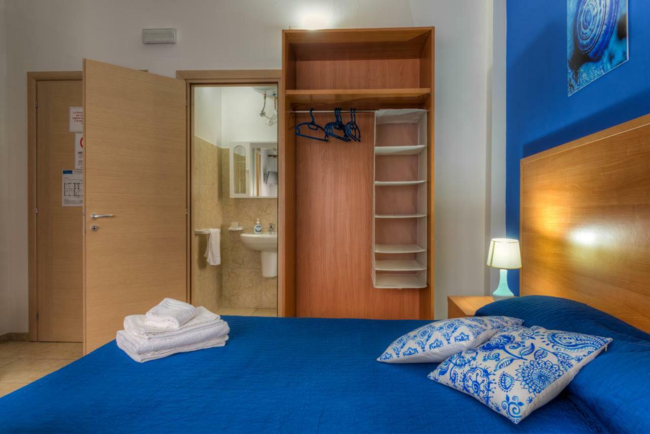 Aquarium Aparthotel